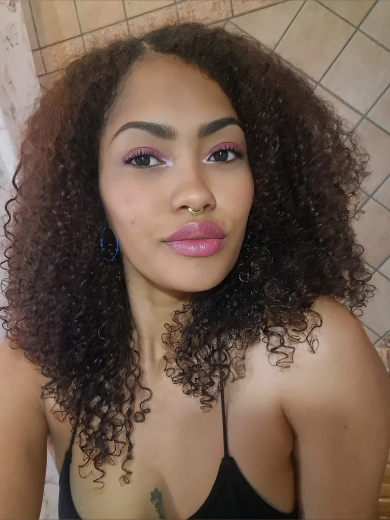 ANA BOO's avatar