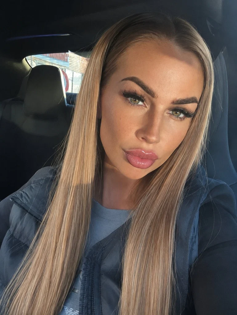 AmyFartGirl 🍑💨