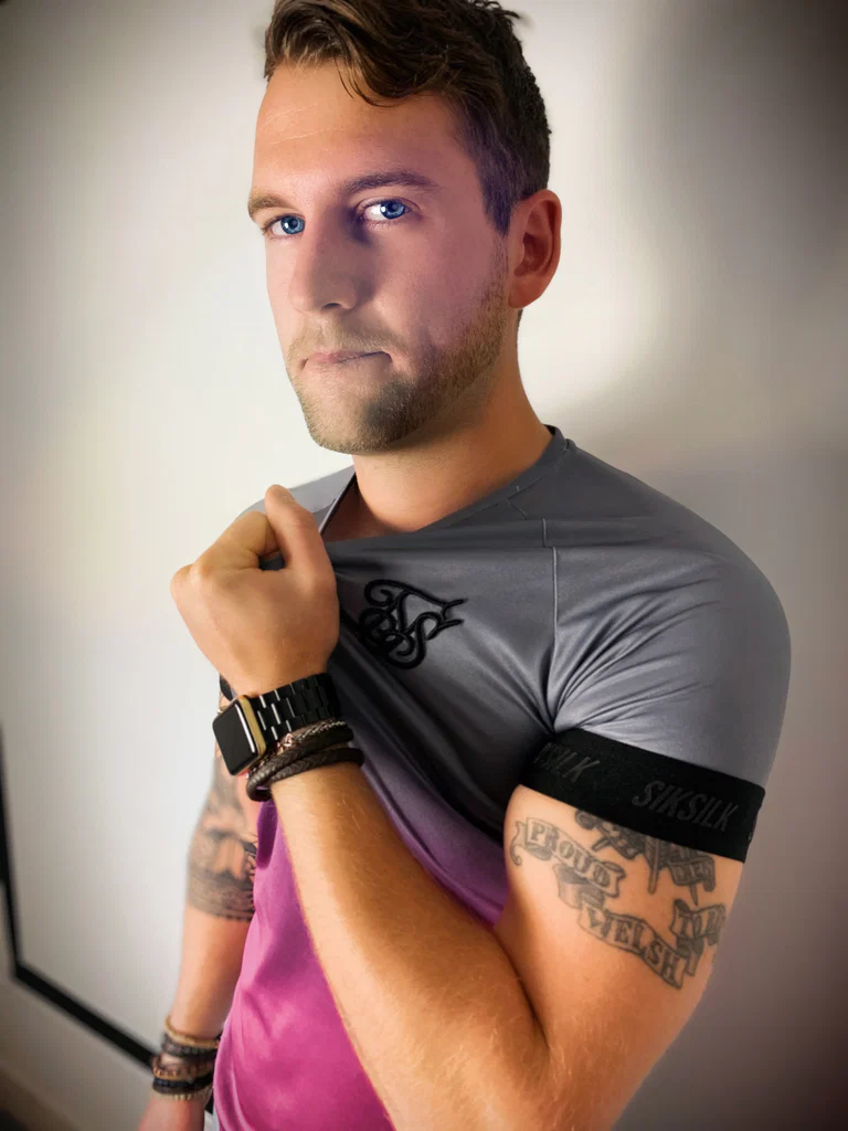 Johnny Mai's avatar