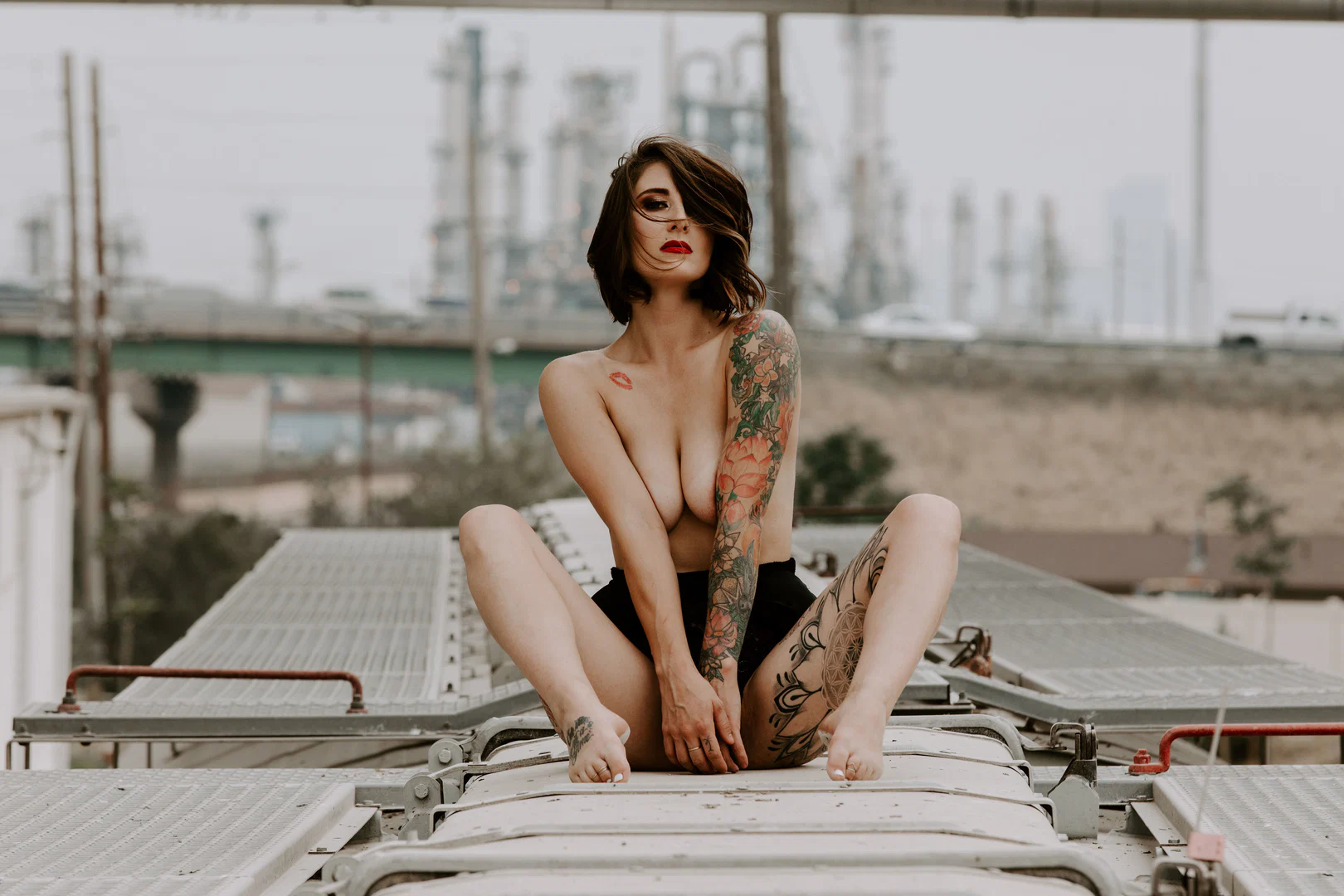 Clara The Model profile banner