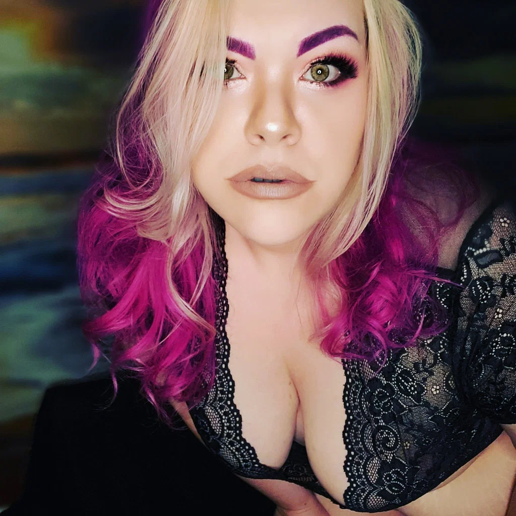 Dayna's avatar