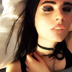 Ava Shade's avatar