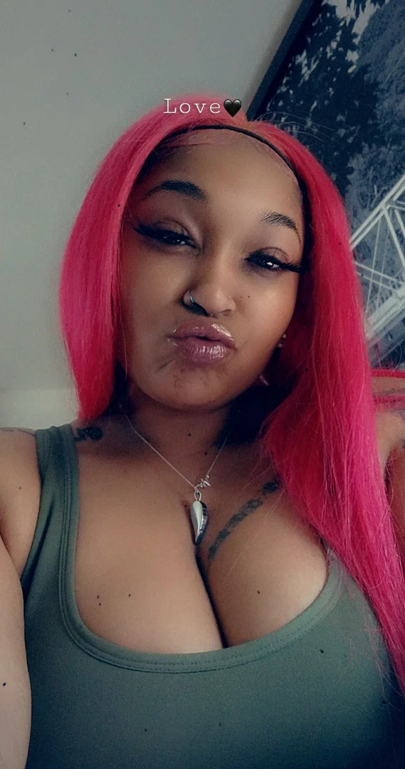 Butter pecan😈 profile banner