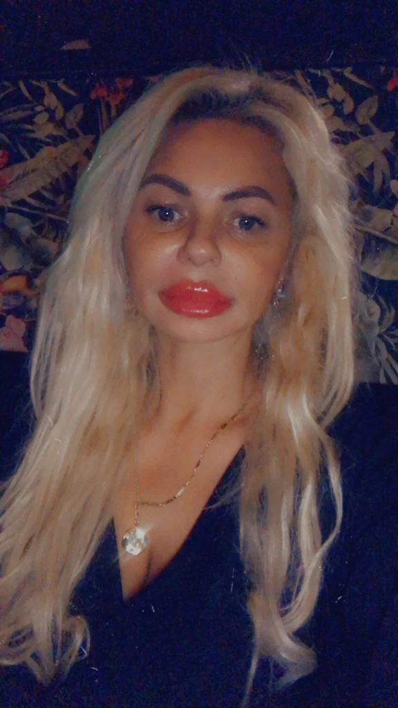 irina andrei's avatar