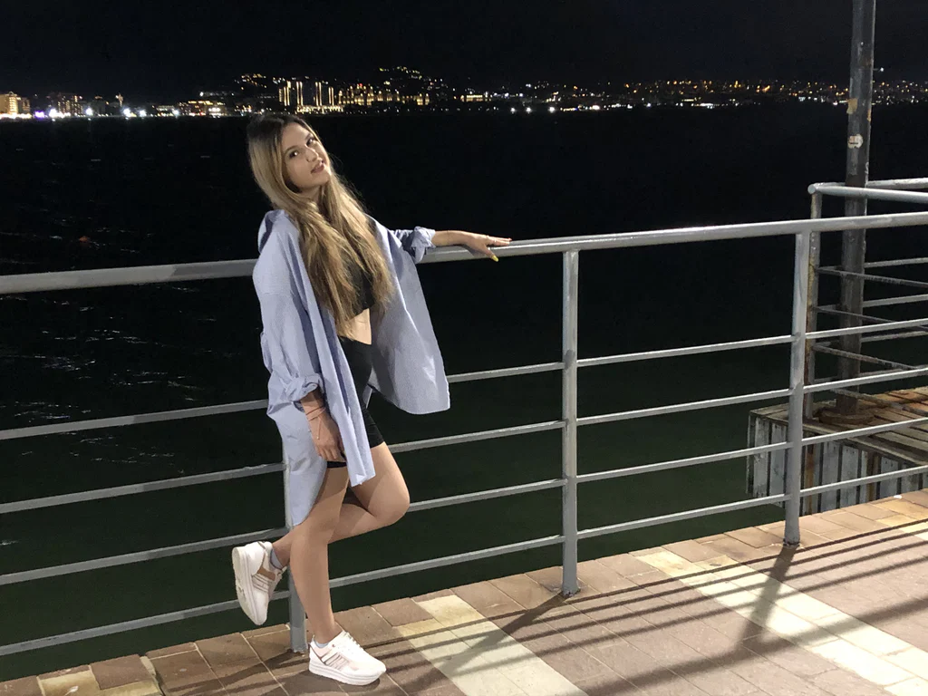 Girlsexyblondes's avatar