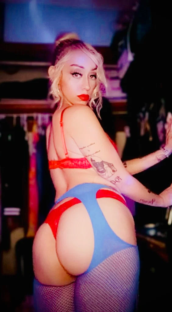 Boo Kitty's avatar