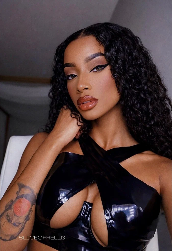 QUEEN MILAN 👑's avatar