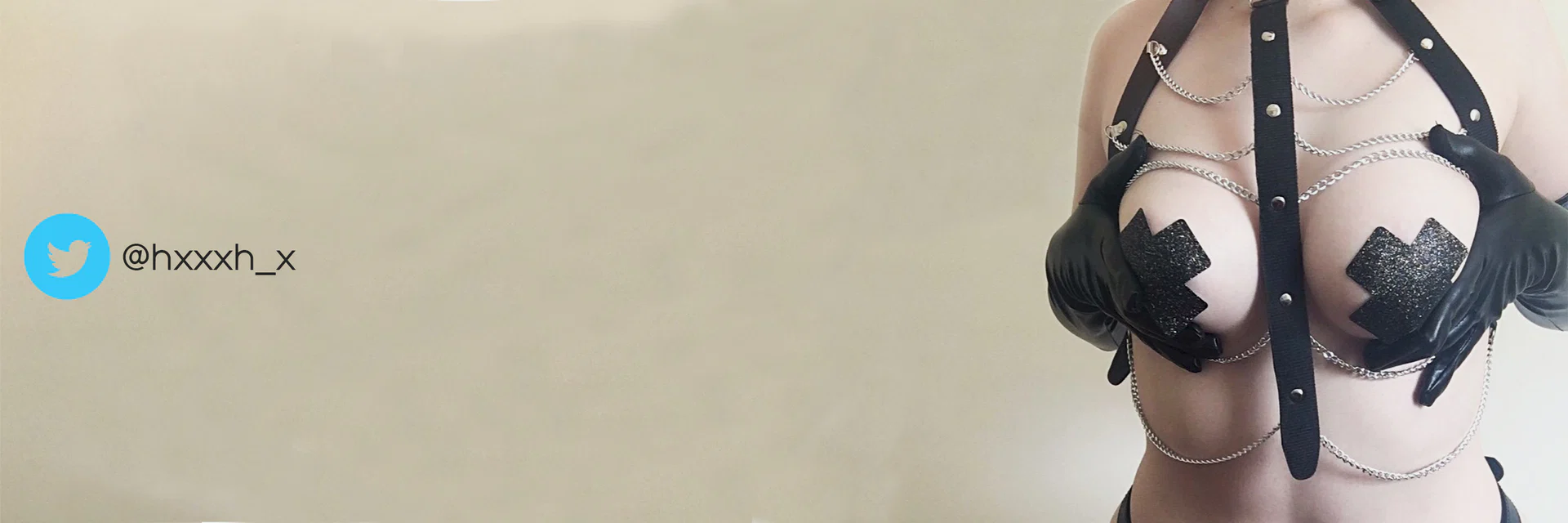 Han 🌻 profile banner