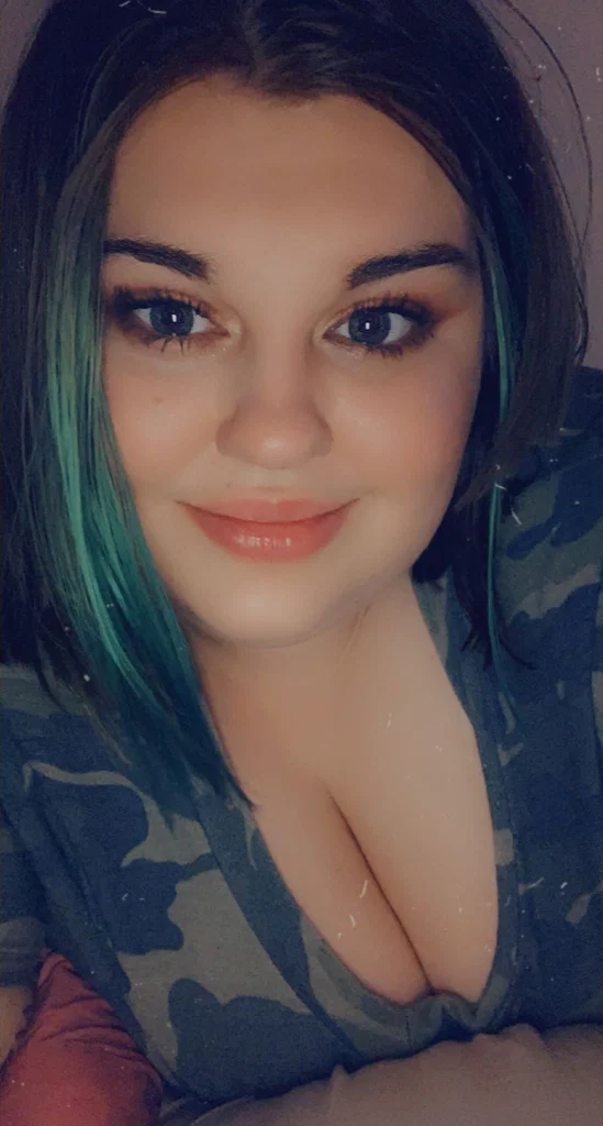 Nicki Elizabeth
