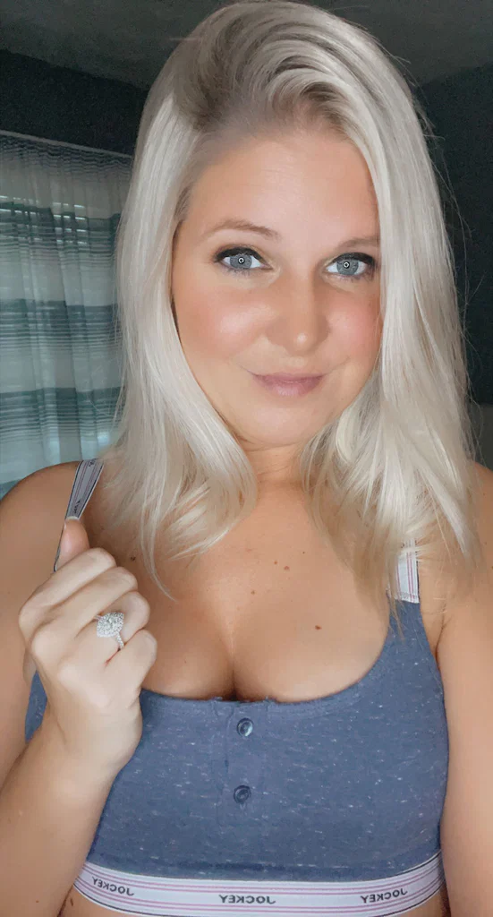 RachelElizabeth's avatar