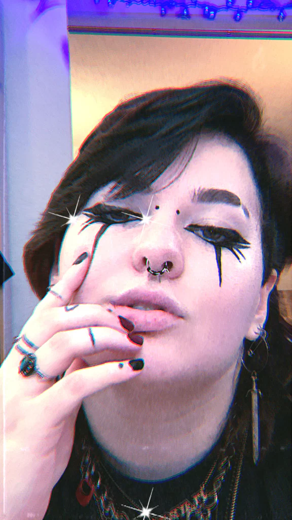 Ash✨'s avatar