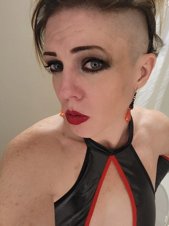 Felicia Dickasso's avatar
