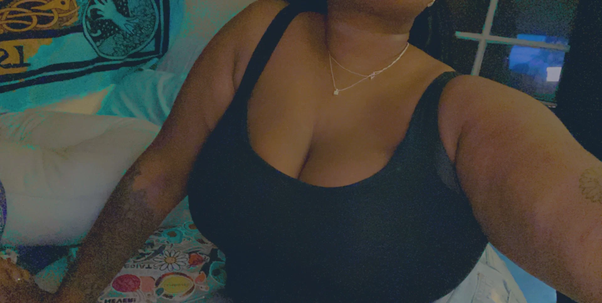 AngelLegs🦋 profile banner
