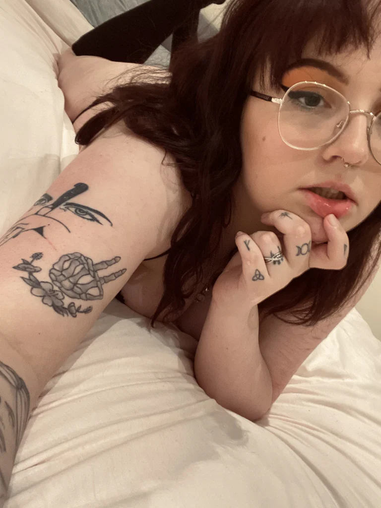 Emmy 🦇's avatar