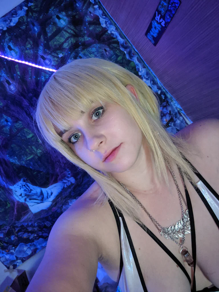 YanChan's avatar