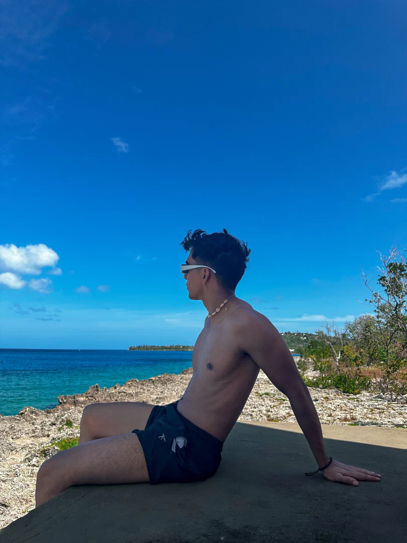 Carlos profile banner