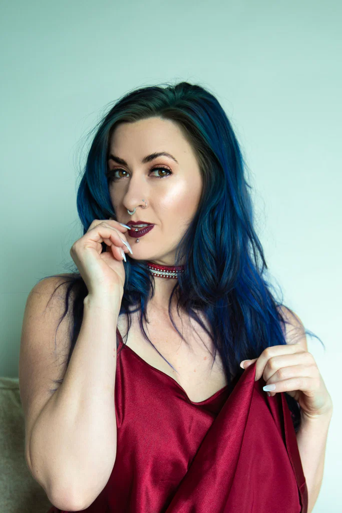 Anna Nymph's avatar