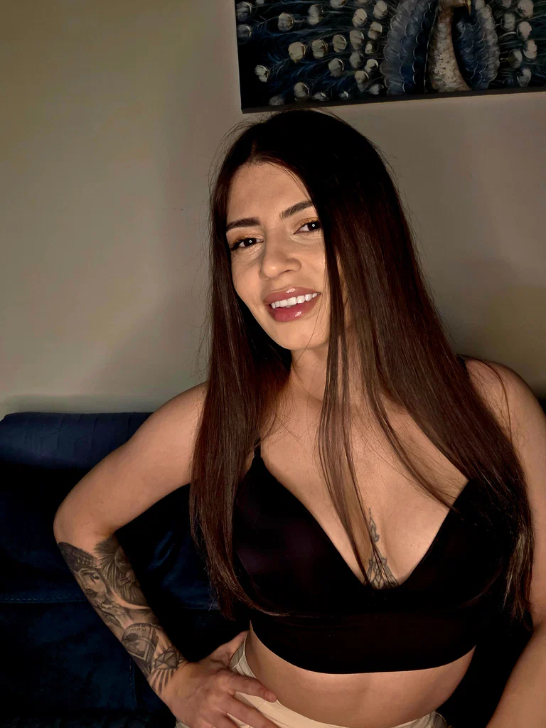 Clara White's avatar
