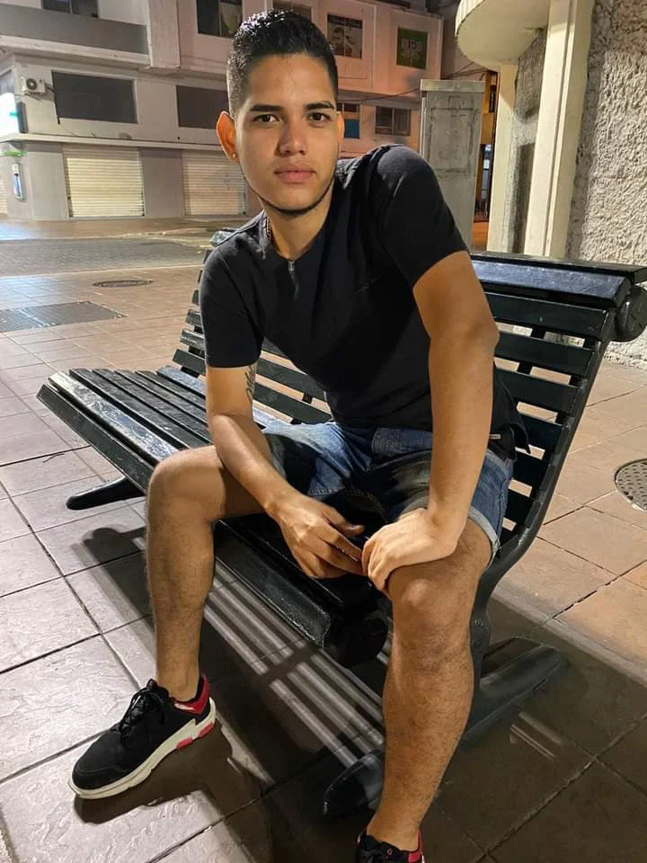 ISAAC 20CM LATIN HOTTEST BOY's avatar
