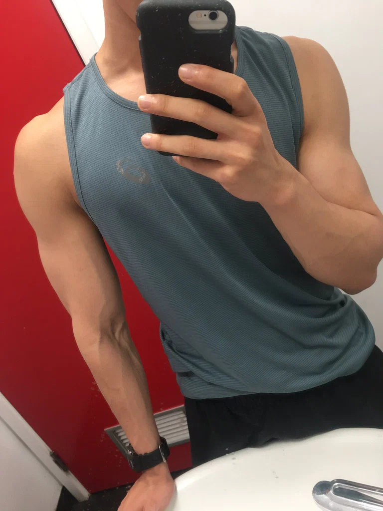 Hung Asian Twink