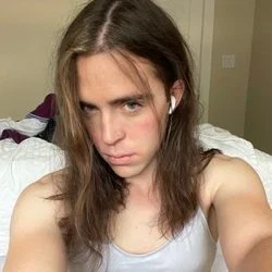 Louise's avatar