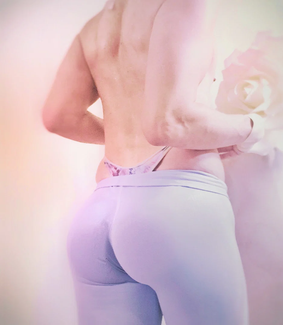 Bubble butt slave profile banner
