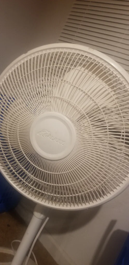 very not cool's avatar