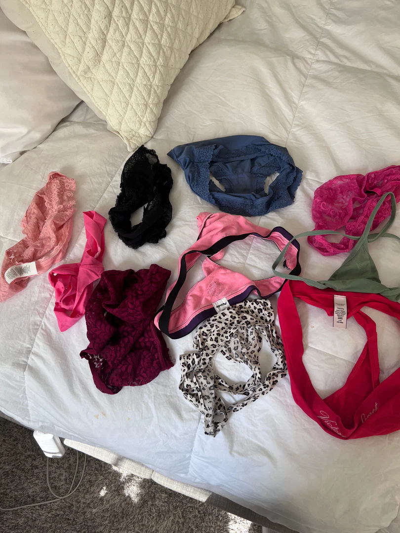 Premium Sexy Mom profile banner