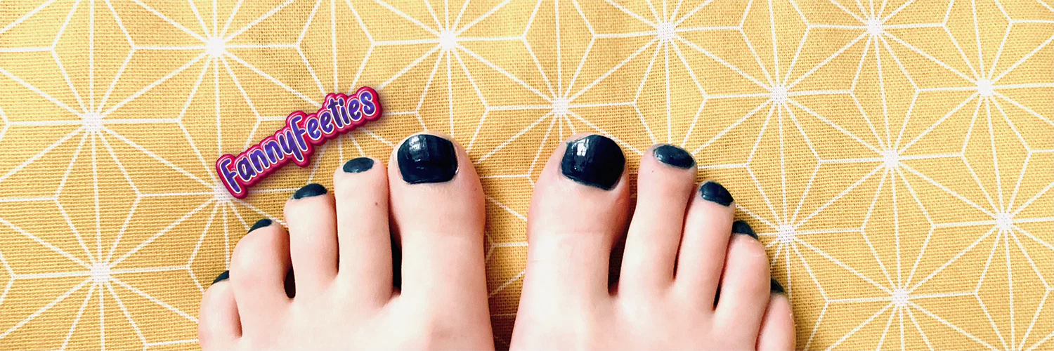 Fanny Feeties profile banner