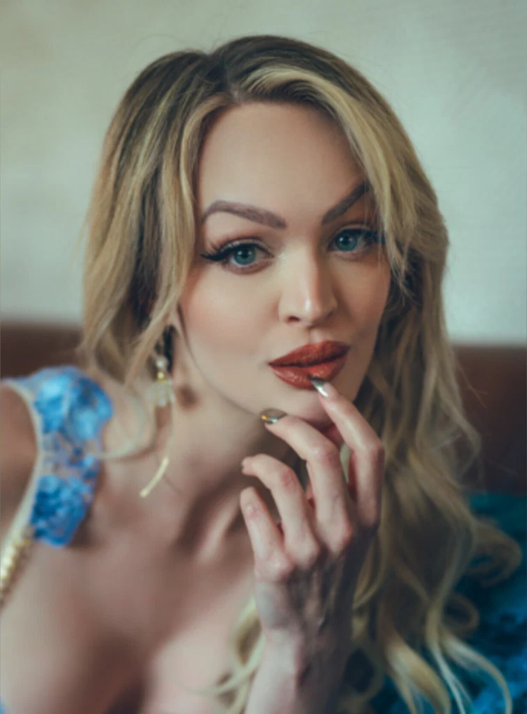 Danielle DeNicola's avatar