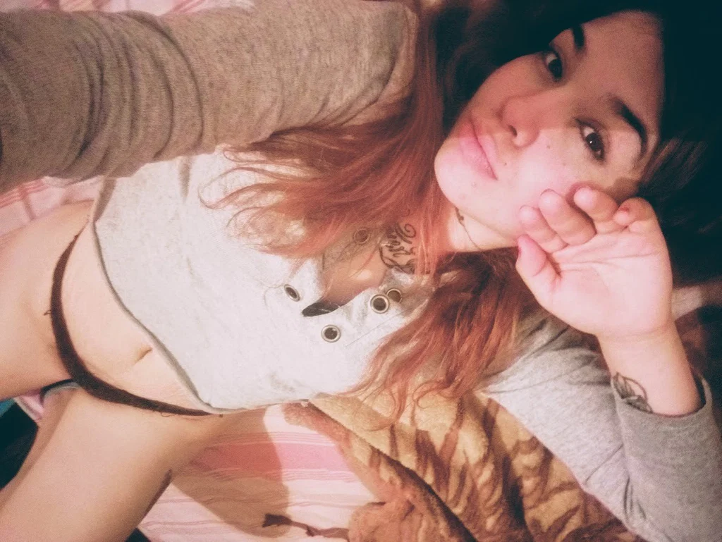 Hot Woman🔥🔥🔥😏💦's avatar