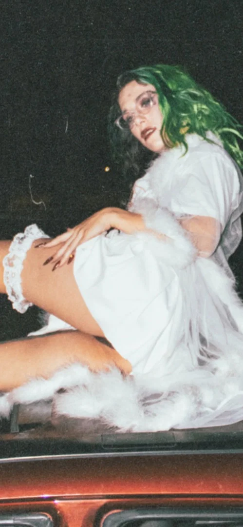 Molly-Mae profile banner