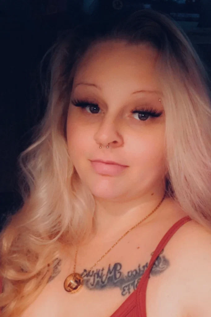Peechesz28's avatar