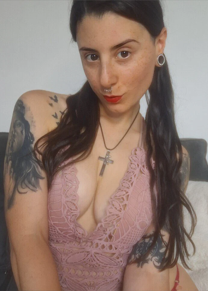 GODDESS URSULA ⛓️⛓️ VC/FETISHES/CUSTOMS🖤's avatar