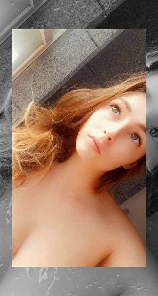 Rose Clark's avatar