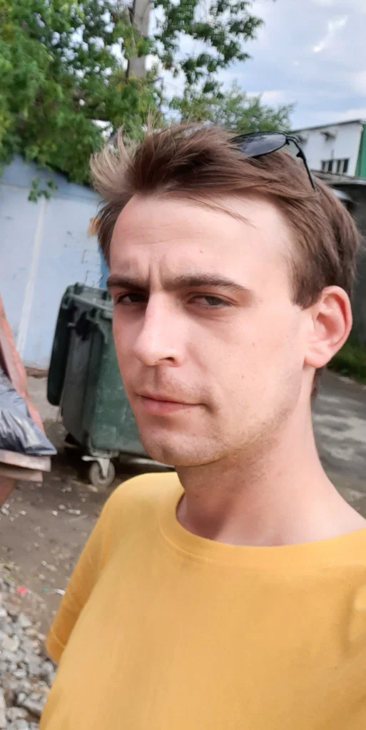 Maxim's avatar