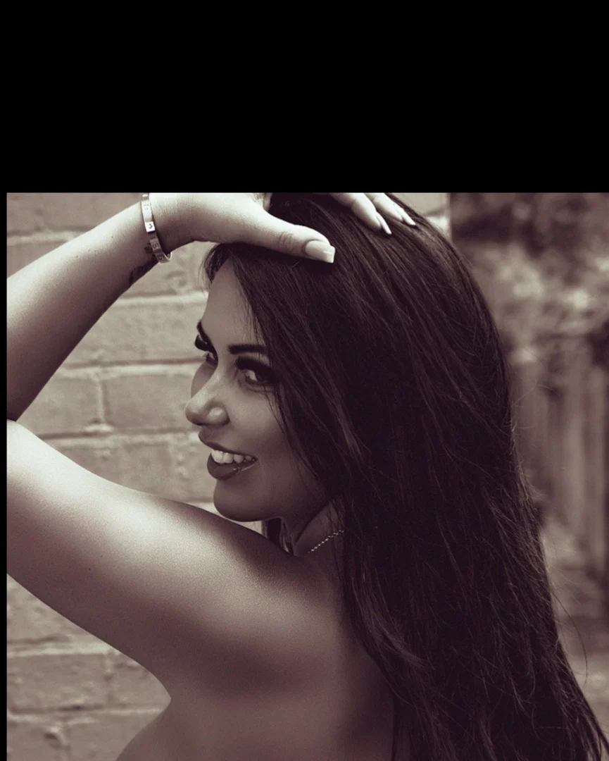 ROXXY CLARK profile banner
