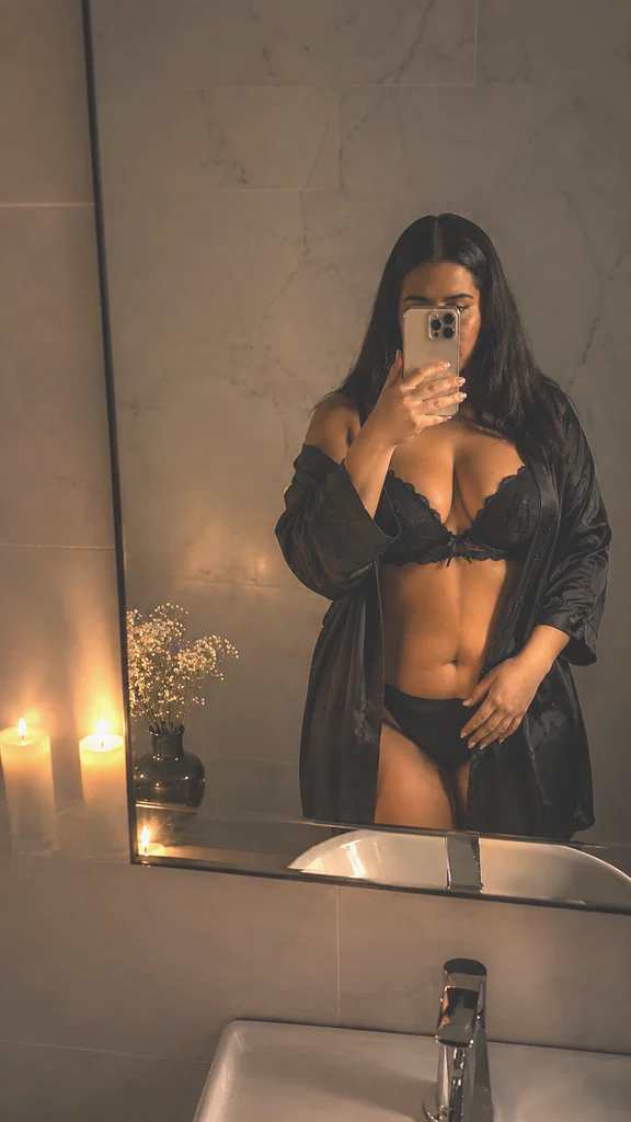 Isabella Rose's avatar