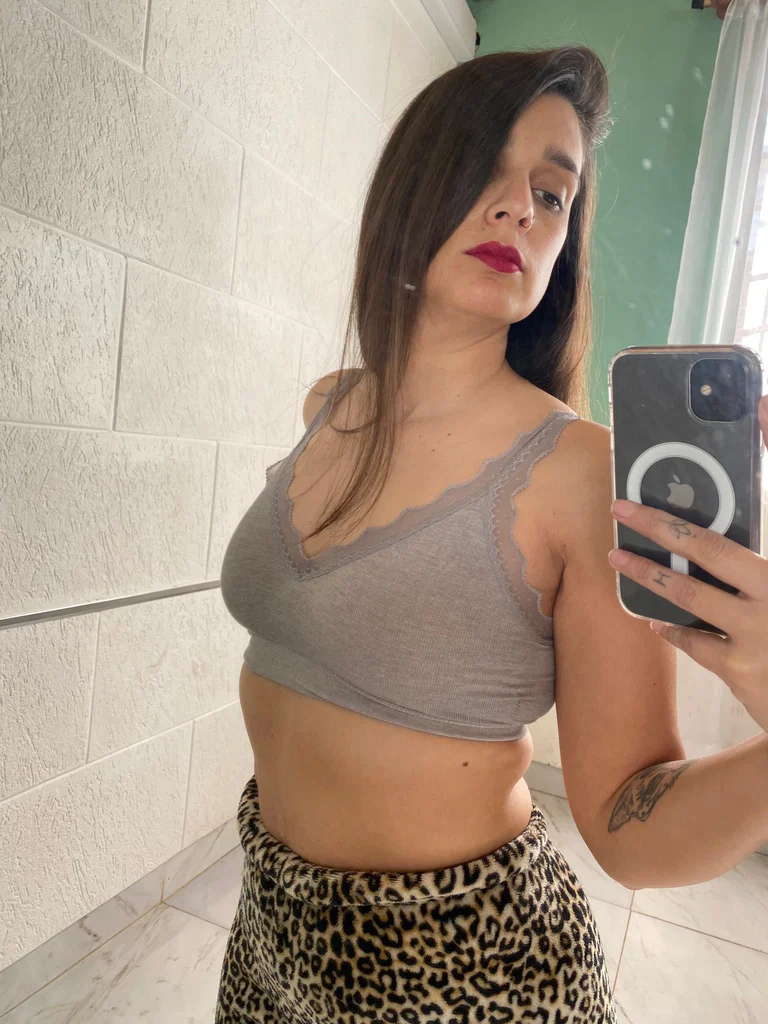 Lady hot 🔥's avatar