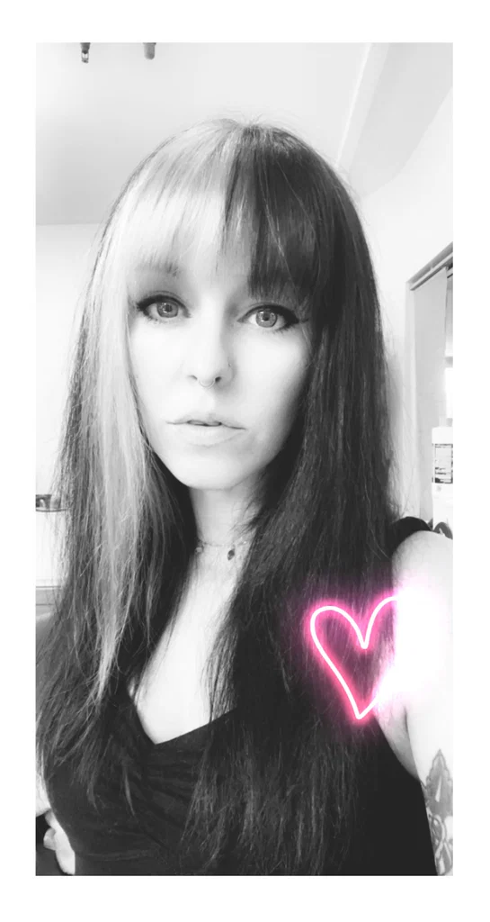 Raven White's avatar