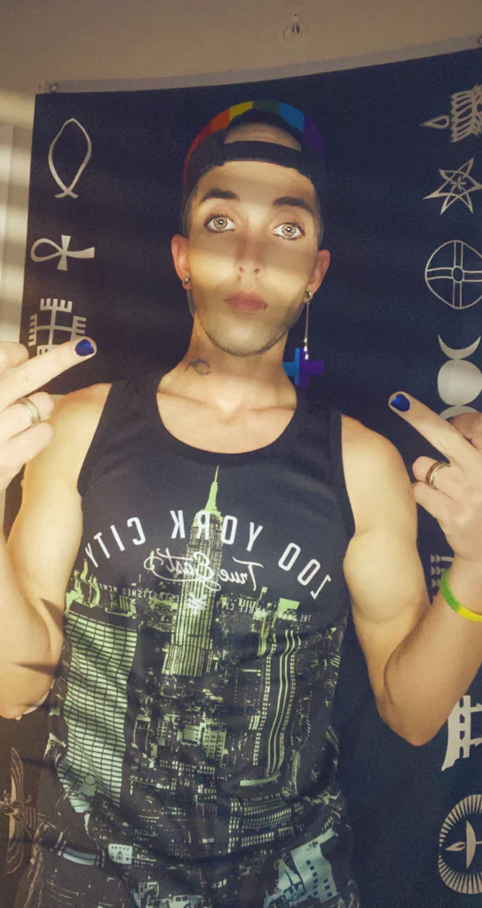 Ethan Lynn's avatar