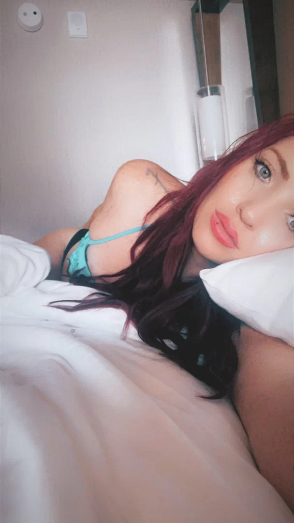 Amber Cherise profile banner