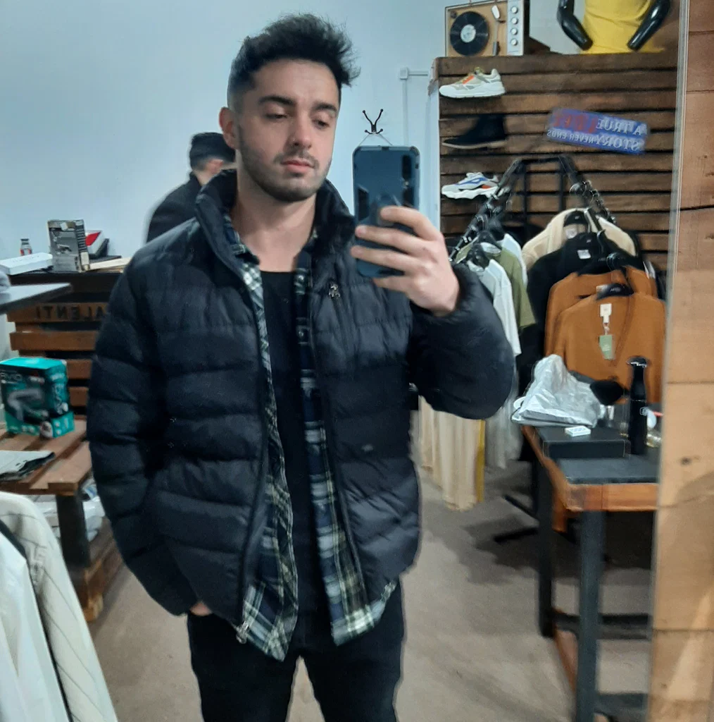Leo Elgueta's avatar