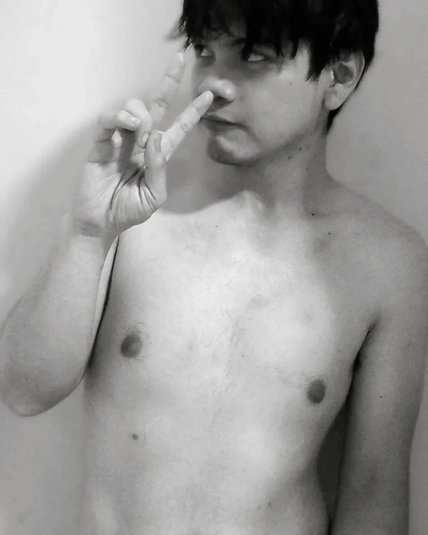 El Chico Raro profile banner