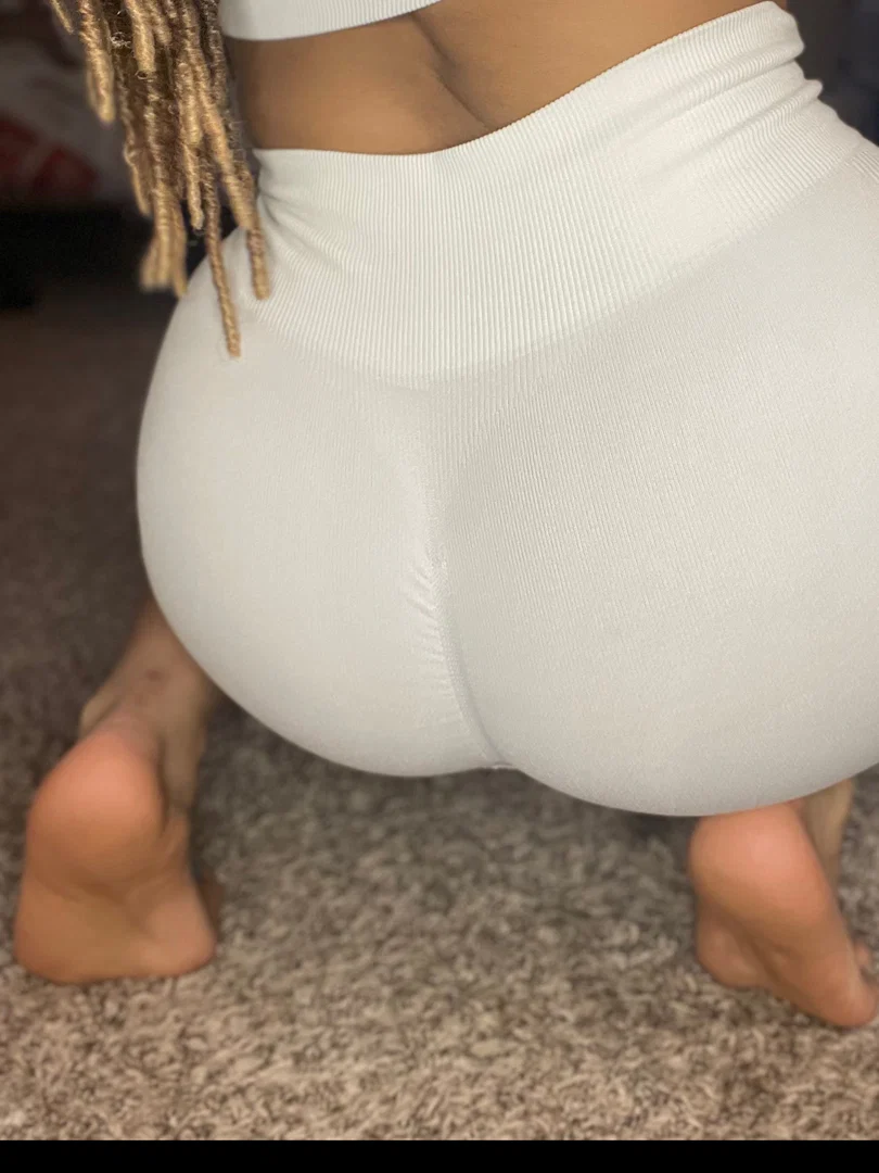 TheAshhlyy_Feetonly profile banner