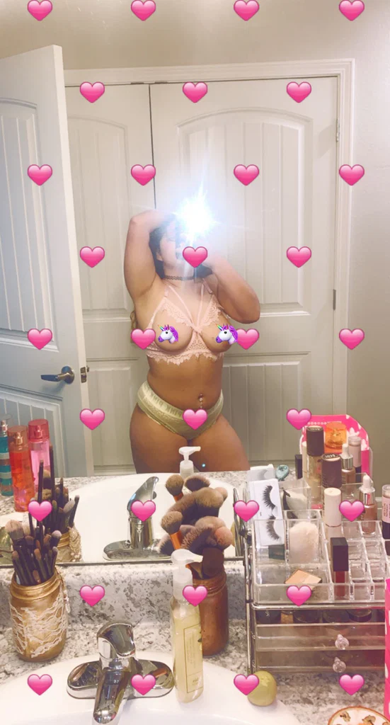 Alivia Renée's avatar