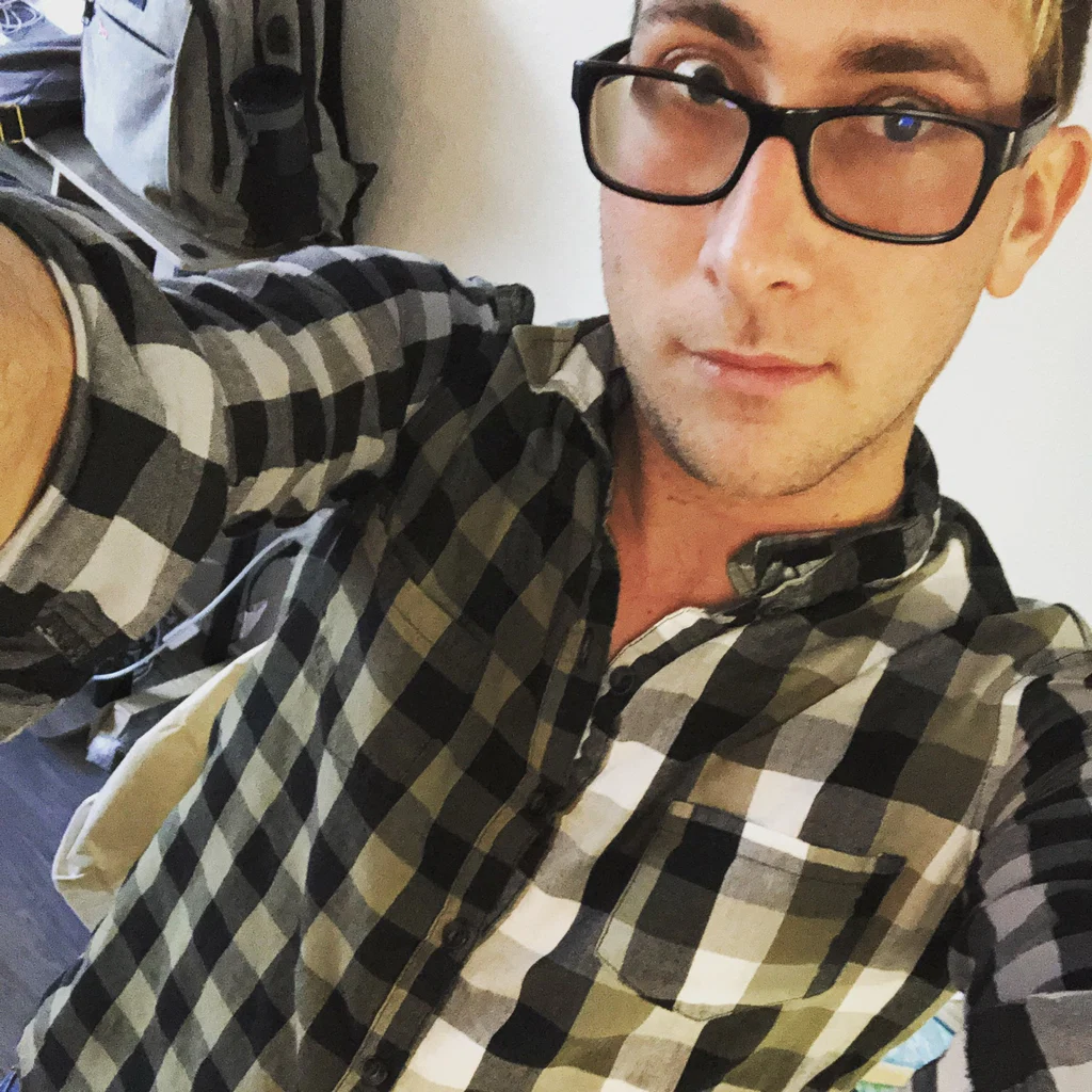 Xavier Avan's avatar