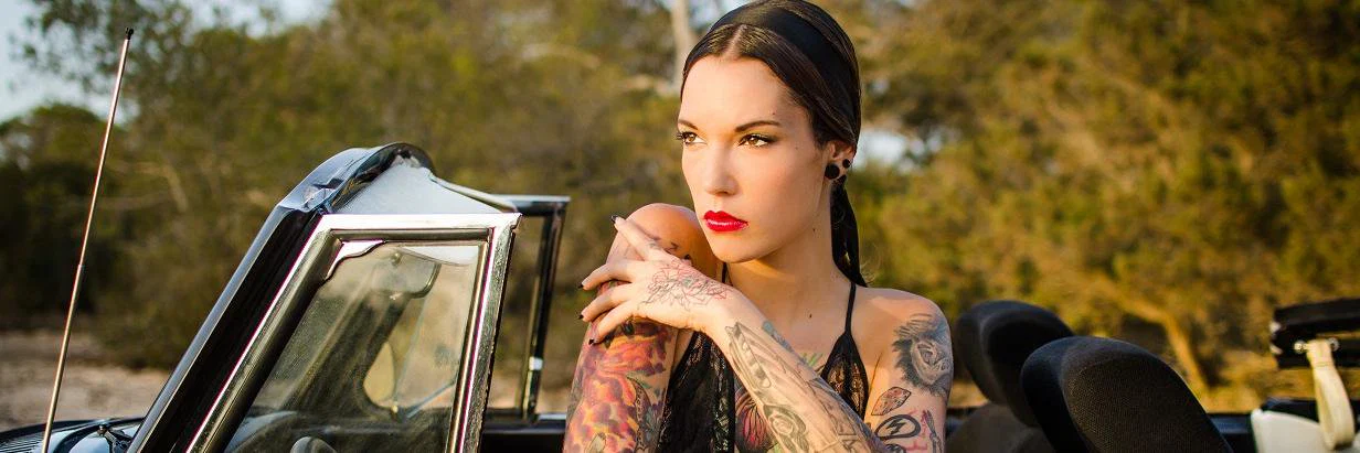 Silvia Rubi profile banner