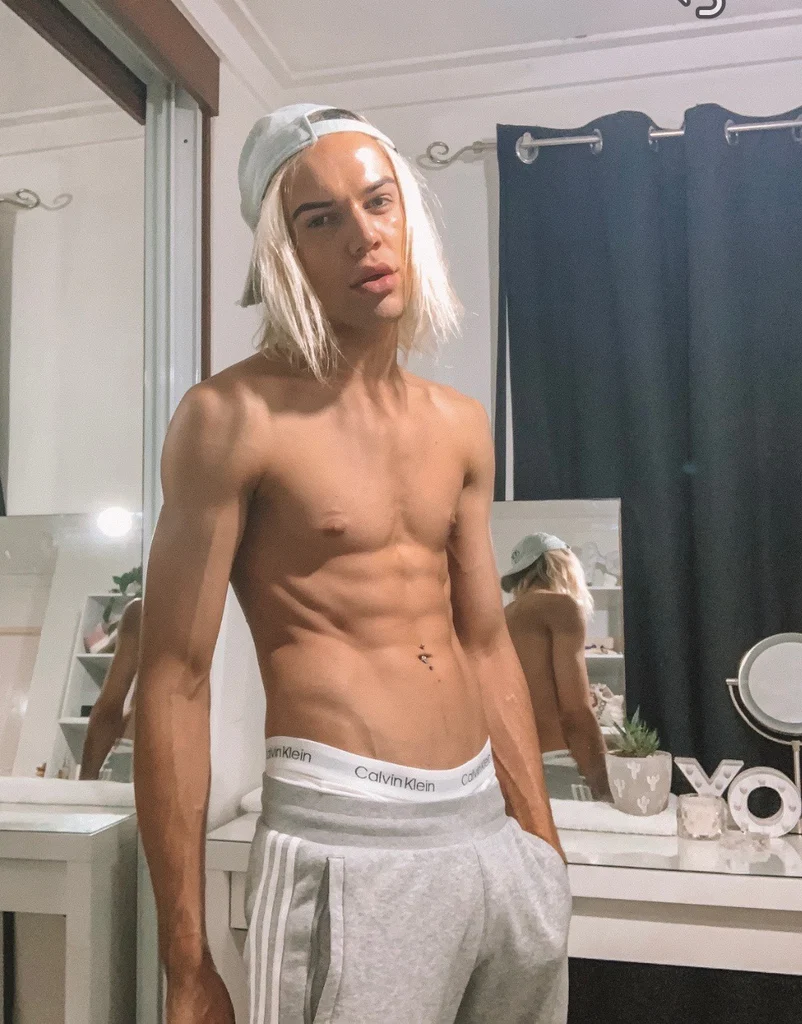 Jamie Sky's avatar