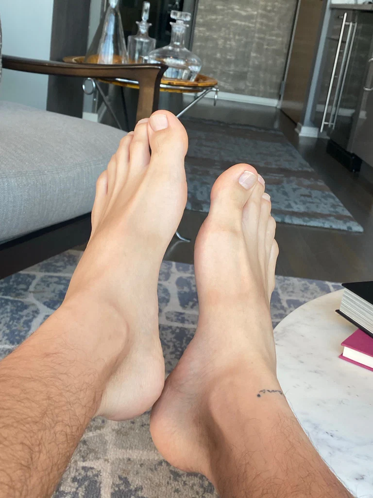 Feet you’ll love's avatar